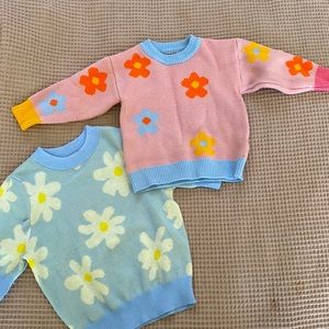 Set of 2 Flower Sweaters